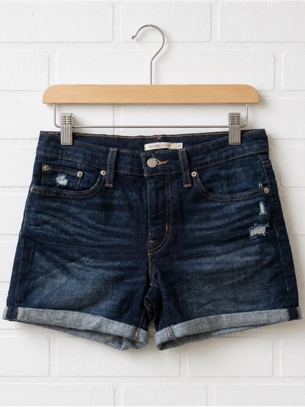 Levis Dark Wash Denim Mid rise Rolled-Hem Women's Shorts